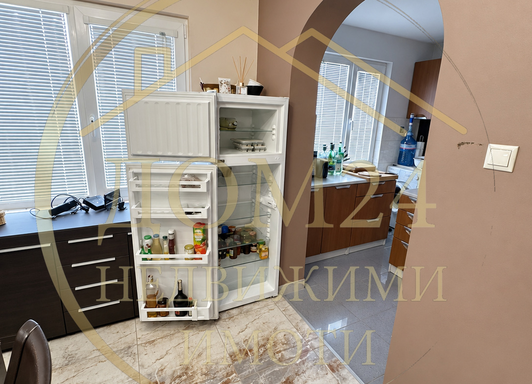 КЪЩА с.ДРАГОВИЩИЦА